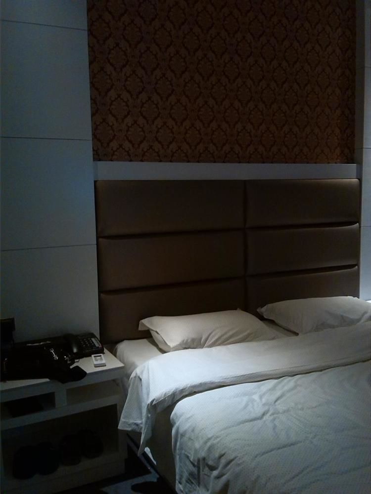 Longwang Business Hotel Liuzhou Exterior foto